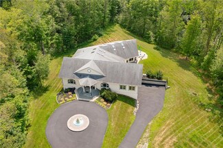 126 Old Hopewell Rd, Wappingers Falls, NY 12590