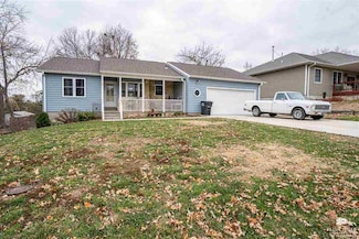730 Anthony St, Clay Center, KS 67432