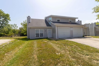 7300 N Moberly Dr Unit A, Columbia, MO 65202