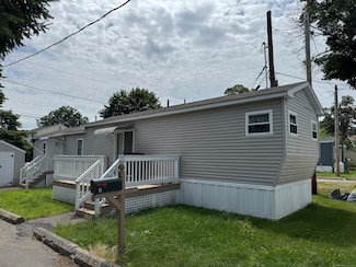 4 3rd Ave, Shelton, CT 06484