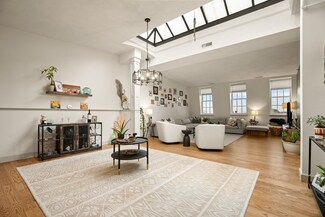 19-23 Pleasant St Unit 503, Newburyport, MA 01950