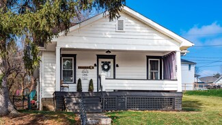 1435 Bluff St, Zanesville, OH 43701