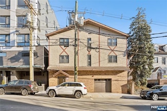 56 68th St Unit 7, Guttenberg, NJ 07093