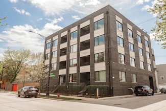 2303 W Wilcox St Unit 2W, Chicago, IL 60612