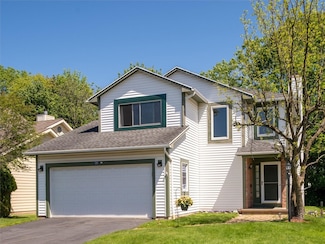 76 Brittany Cir, Rochester, NY 14618
