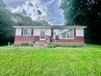13 Sunset Terrace, Waterville, ME 04901