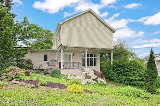 65 Cedarcliff Rd, Staten Island, NY 10301