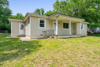 525 Highpoint Dr, Hopkinsville, KY 42240