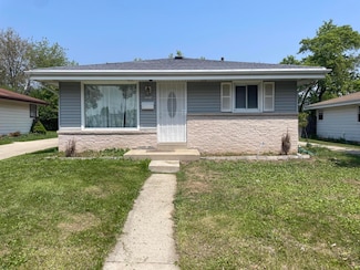 5804 W Boehlke Ave, Milwaukee, WI 53223