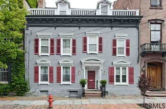 19 Front St, Schenectady, NY 12305