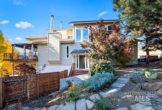 1430 E Shenandoah Dr, Boise, ID 83712