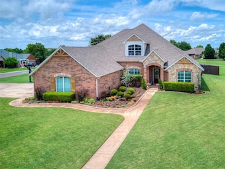 7821 Lindsay Ln, Edmond, OK 73025