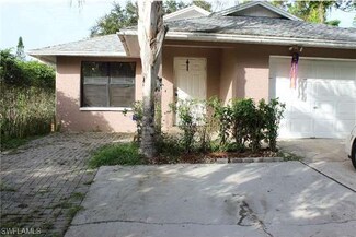 187 2nd St, Naples, FL 34113
