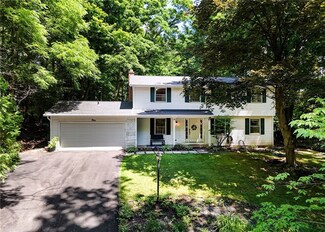 4 Birling Gap, Fairport, NY 14450