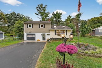 3 Webster Dr, Preston, CT 06365