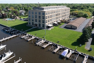 1545 Arboretum Dr Unit 315, Oshkosh, WI 54901
