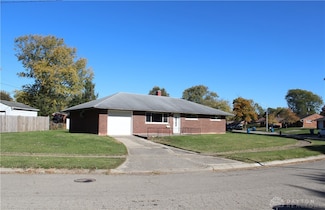 5669 Traymore Dr, Dayton, OH 45424