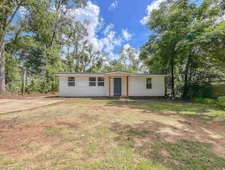 1751 Pepper Dr, Tallahassee, FL 32304