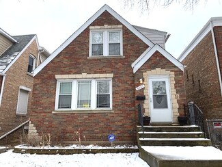 8045 S Campbell Ave, Chicago, IL 60652