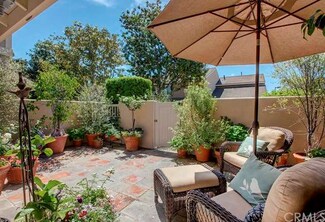 7888 Nomad Cir, Huntington Beach, CA 92648