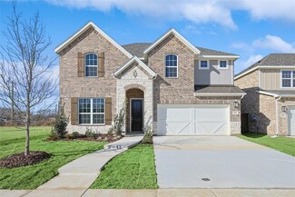 368 Bluff Branch Way, Fort Worth, TX 76120