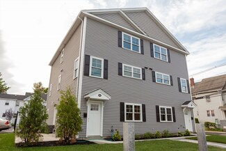 63 Bacon St Unit 2, Waltham, MA 02451