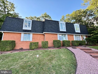 909 Eastgate Ct, Cumberland, MD 21502