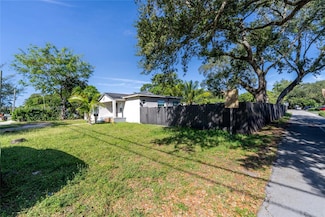 947 NE 149th St, Miami, FL 33161