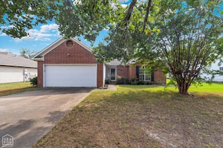 2005 Sandbrook Dr, Jonesboro, AR 72404