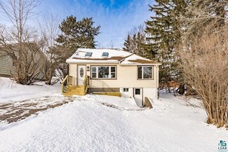 2009 Gearhart St, Duluth, MN 55811