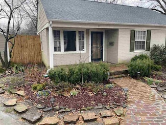 89 S Larchmont Dr, Memphis, TN 38111