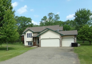 1541 282nd Ln NW, Isanti, MN 55040