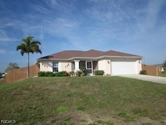 1034 NE 13th Place, Cape Coral, FL 33909