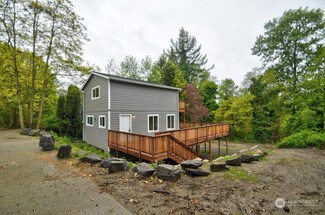 22033 16th Ave S, Des Moines, WA 98198