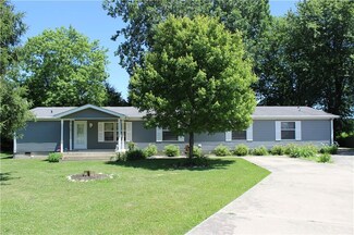 74 Inman Dr, Ingalls, IN 46048