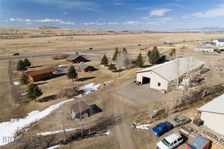 70 Williams Rd E, Gallatin Gateway, MT 59730