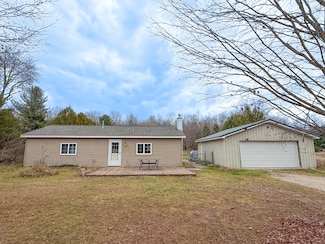 75 S Weldon Rd, Beulah, MI 49617