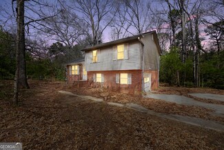 40 Derby Country Dr, Ellenwood, GA 30294