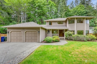 19547 40th Place NE, Lake Forest Park, WA 98155