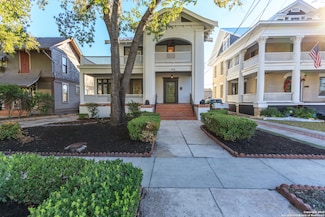 322 W Mistletoe Ave, San Antonio, TX 78212
