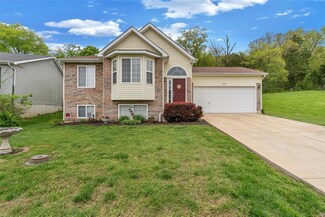 1639 Twelve Oaks Place, Pevely, MO 63070
