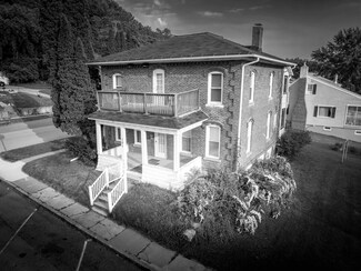 101 Washington St, Wonewoc, WI 53968