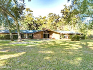 912 Florida 277, Chipley, FL 32428