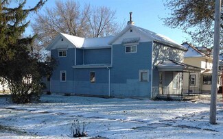 115 1st St N, Hazleton, IA 50641