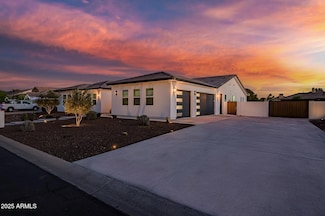 7403 W Port au Prince Ln, Peoria, AZ 85381