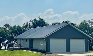 22 Jayvee Ln, Garvin, MN 56132