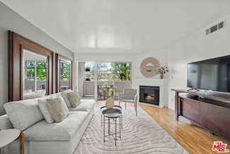 628 Daisy Ave Unit 308, Long Beach, CA 90802