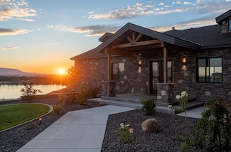 164 Charolais Trail, Pasco, WA 99301