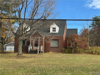 6467 Chestnut Ridge Rd, Orchard Park, NY 14127