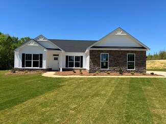 1667 Pine Ridge Dr N, Hephzibah, GA 30815